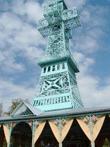 [billede: 'Josephskreuz' - jerntårn i korsform]